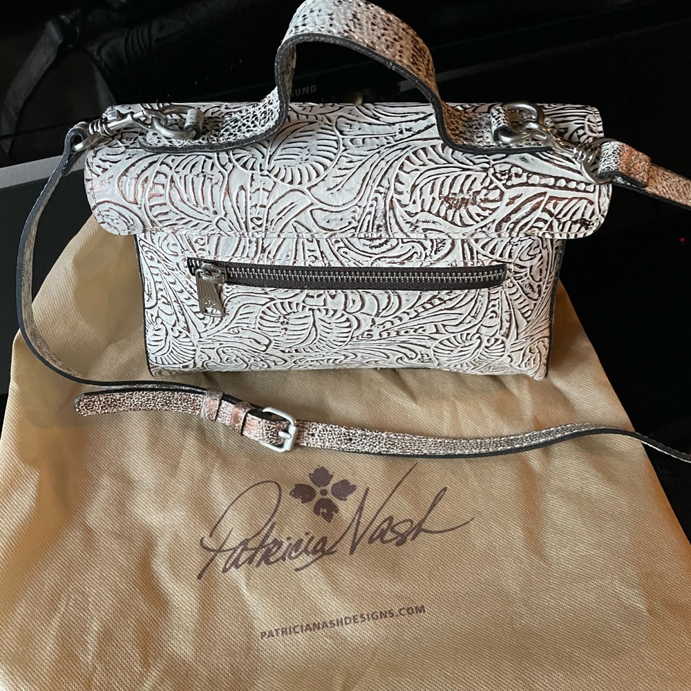 Authentic Patricia Nash crossbody, convertible to handheld.